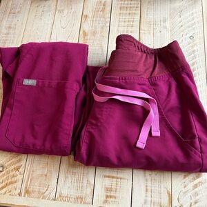 Pink Zamora Jogger Scrub Pants XS/P & Catarina One-Pocket Scrub Top XS